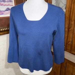 Requirements size medium blue 3/4 sleeve vibrant blue sweater perfect for spring